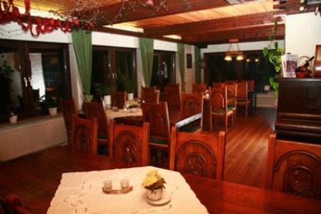 Hotel Waldterrasse Rengsdorf Εξωτερικό φωτογραφία